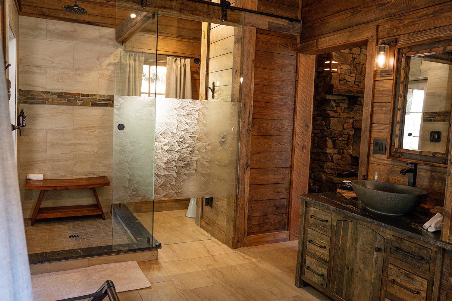 Elk & Embers Mountain Hideaway Hotel Уейнсвил Екстериор снимка