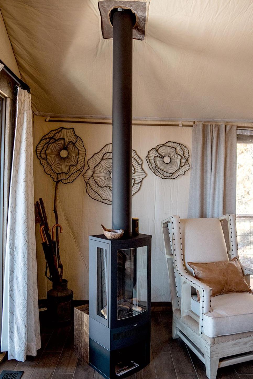 Elk & Embers Mountain Hideaway Hotel Уейнсвил Екстериор снимка