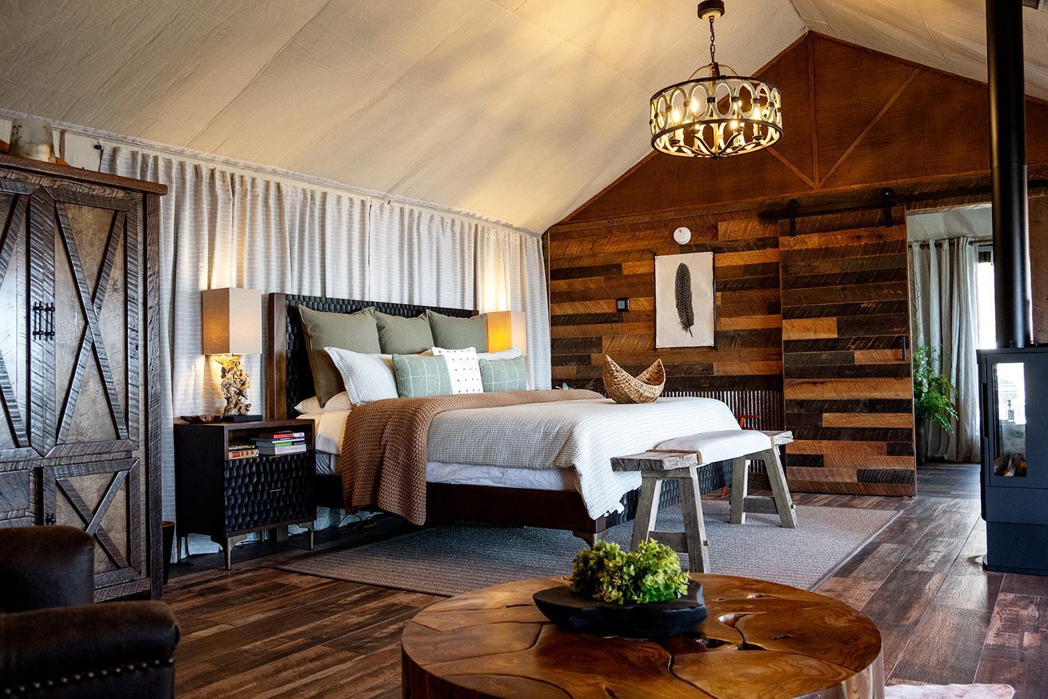 Elk & Embers Mountain Hideaway Hotel Уейнсвил Екстериор снимка