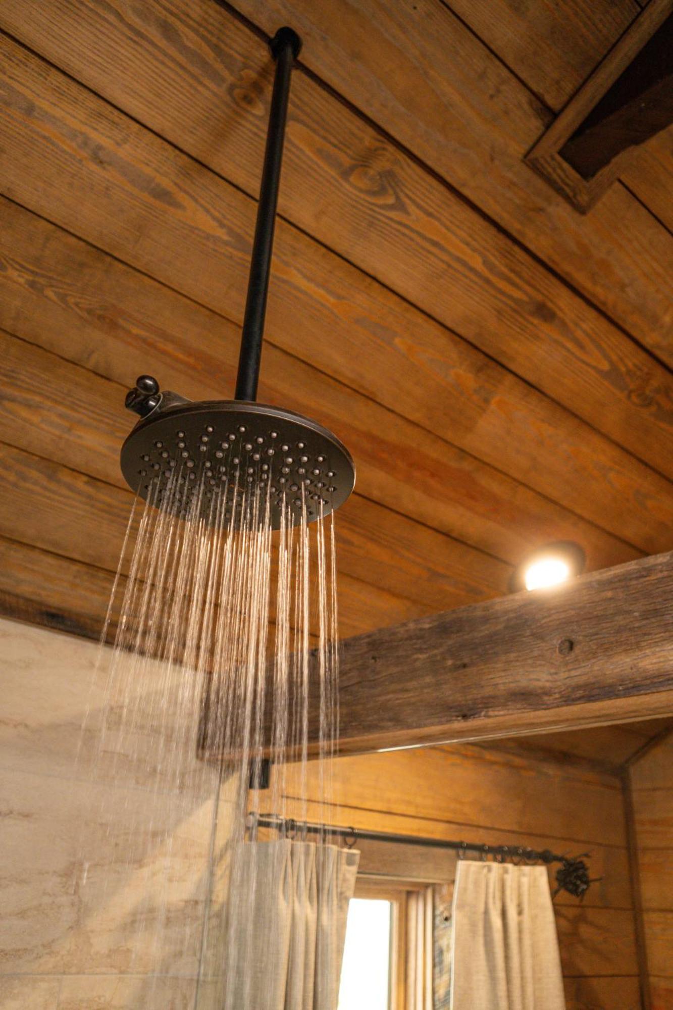 Elk & Embers Mountain Hideaway Hotel Уейнсвил Екстериор снимка