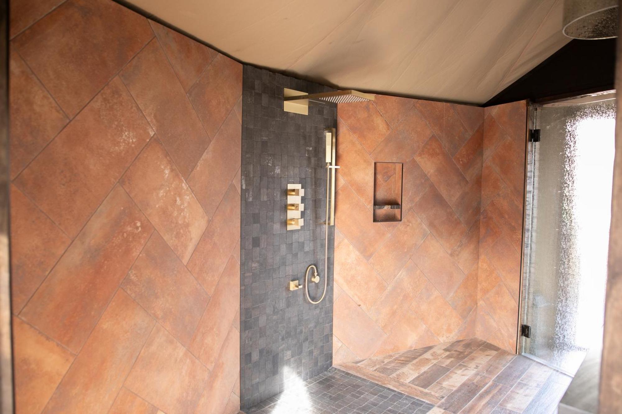 Elk & Embers Mountain Hideaway Hotel Уейнсвил Екстериор снимка