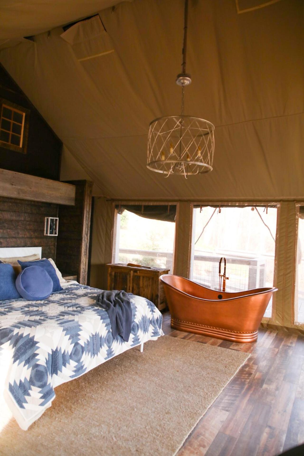 Elk & Embers Mountain Hideaway Hotel Уейнсвил Екстериор снимка